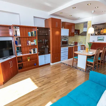 Sea & Me, Pleasant Seaside Апартаменты Порторож